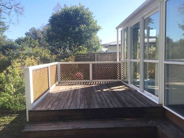 12 Hemsway Place Sunnyhills_4