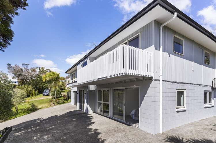 21 St Ives Terrace Mairangi Bay_24