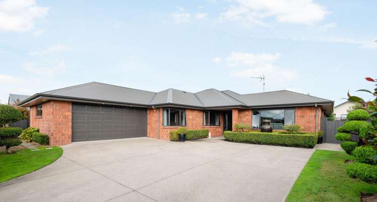 53 Moonlight Drive_0