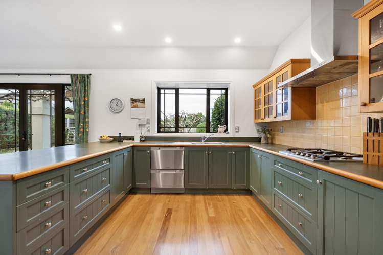 318 Gardiners Road Harewood_3