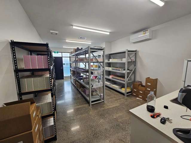 Unit F/10 Piermark Drive Rosedale_3
