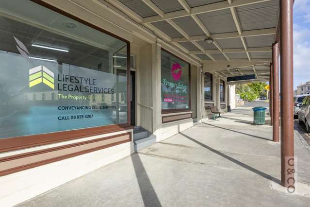 81 Commercial Road Helensville_1