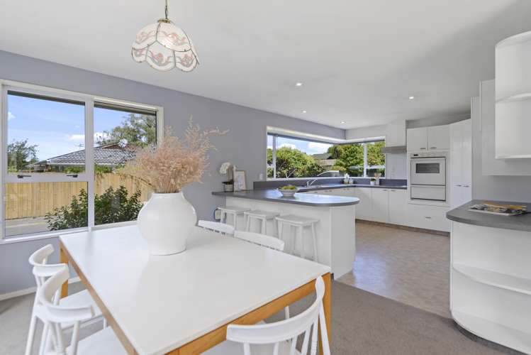 8 Patricia Place Harewood_10