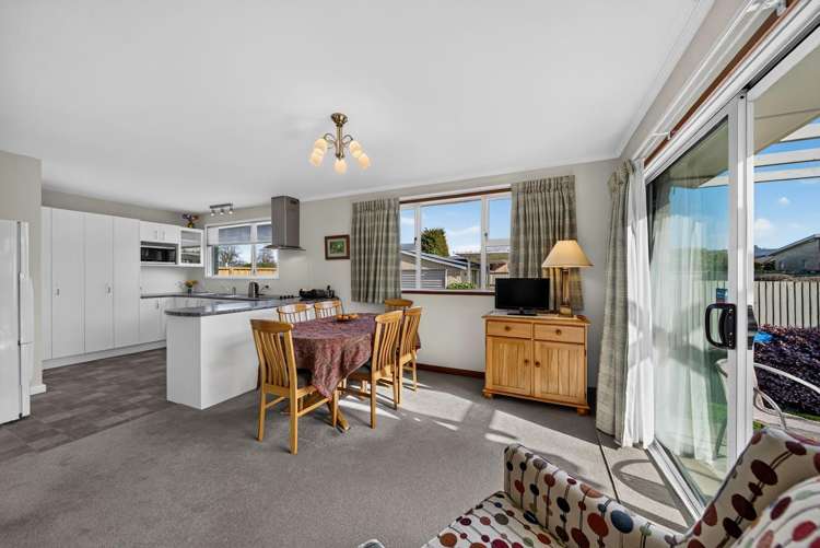 73 Crofton Road Harewood_5