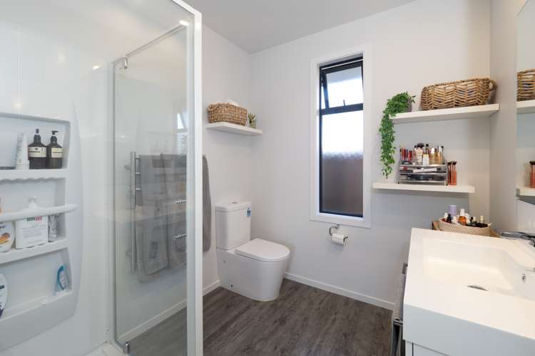 13 Geoff Geering Drive Netherby_12