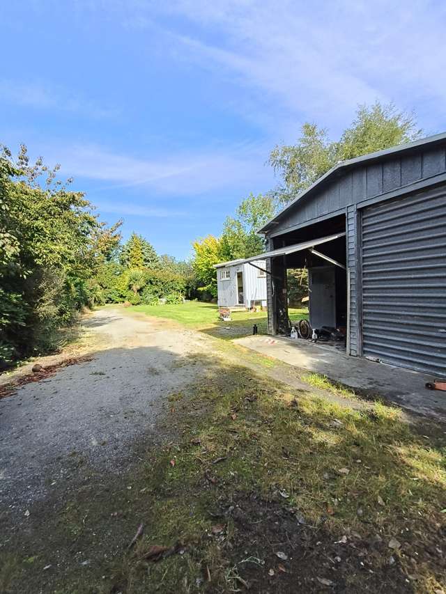 More section on Moore St