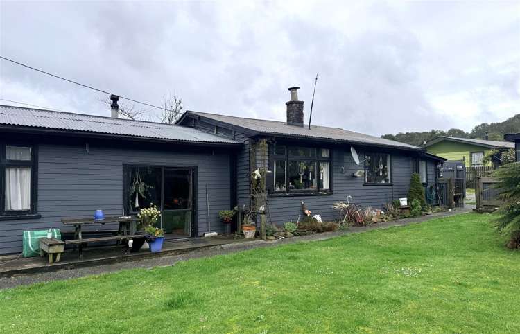 737 Taylorville Road_0