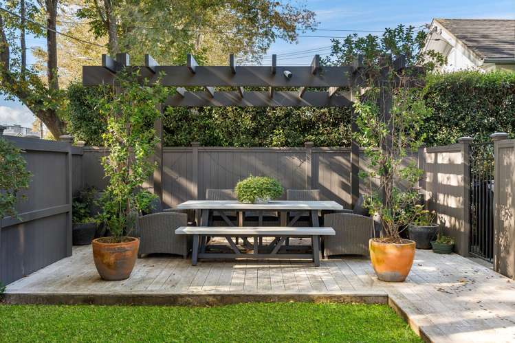 1/32 Empire Road Epsom_19