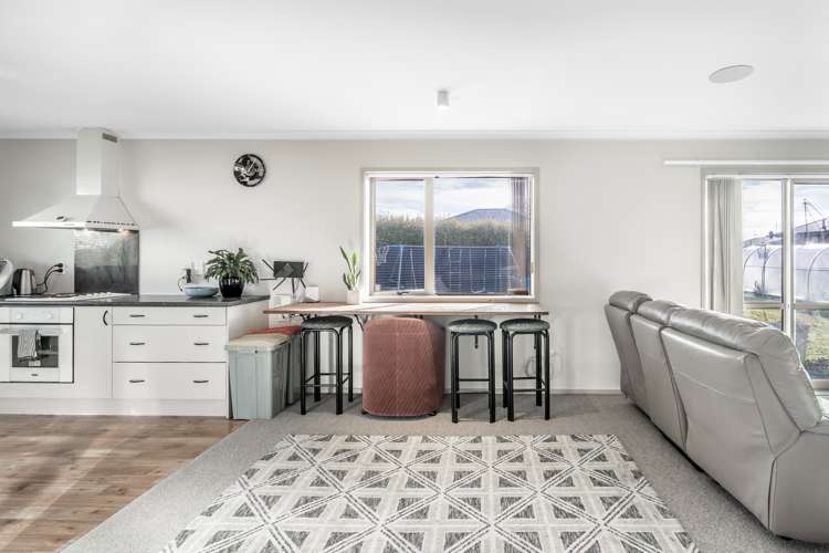 39 Lithgow Place East Glengarry_5