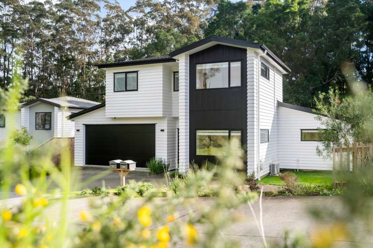 8 Tagish Way Orewa_28