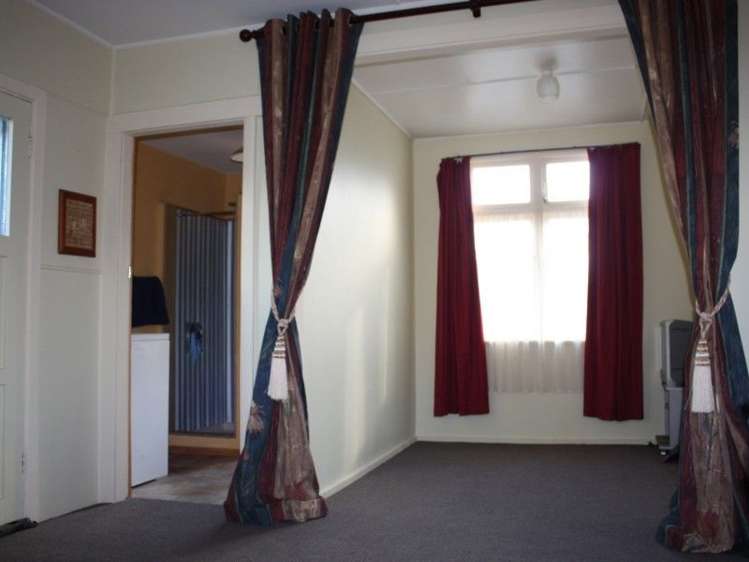 8 Market Street Kaitangata_9