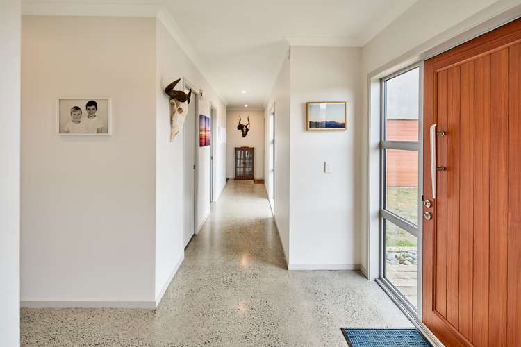 380 Hawkins Hill Road Brooklyn_13