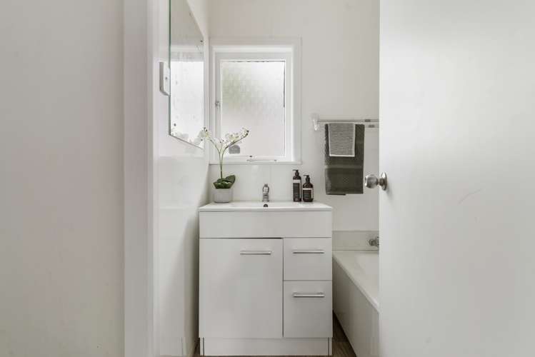 12a Saffron Street Birkdale_20