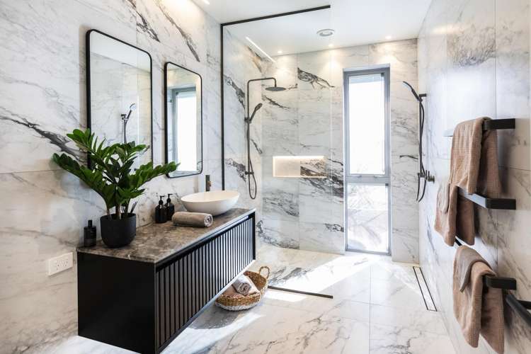 15 Omeo Crescent Redcliffs_29