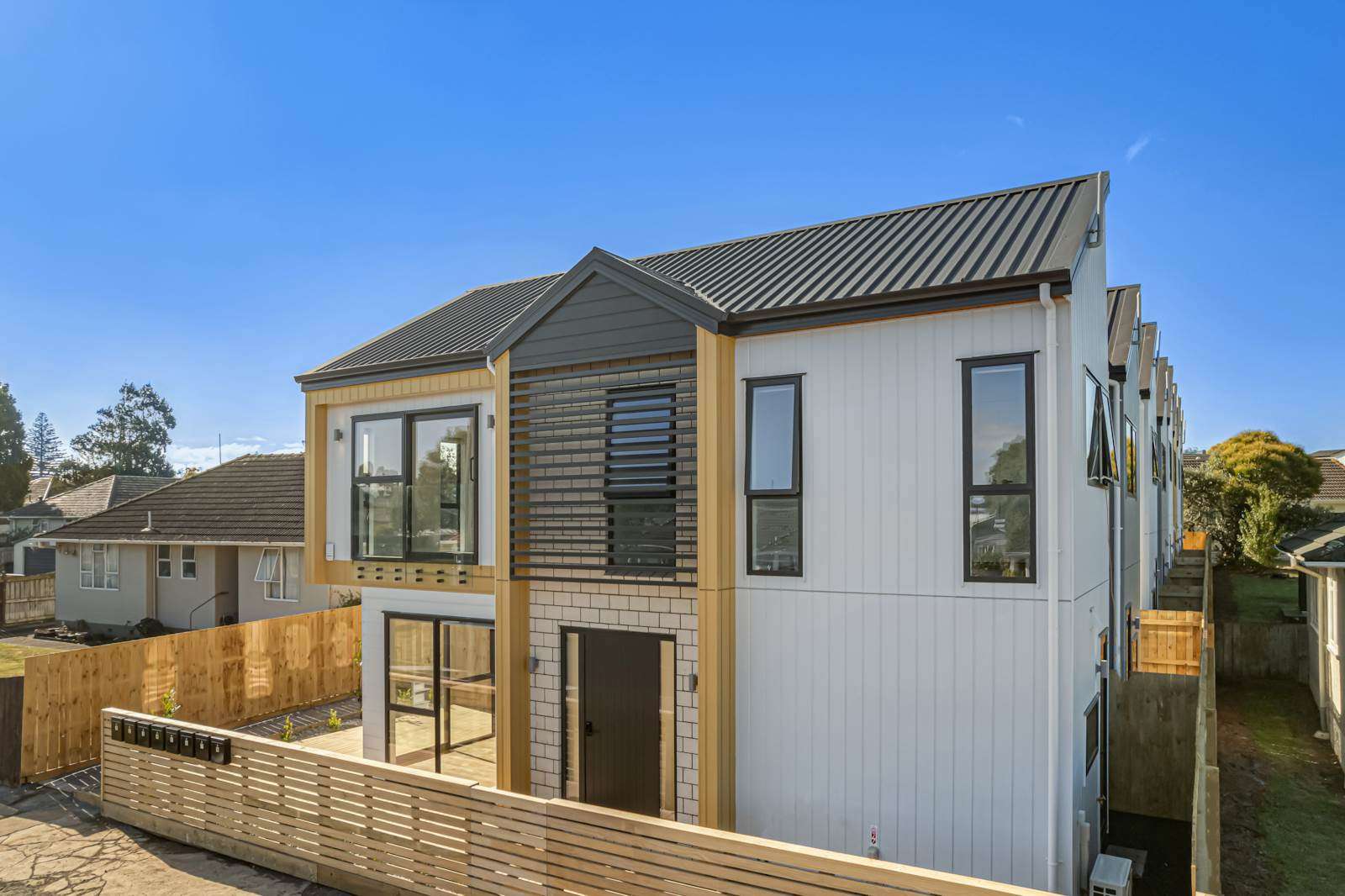 1,2,8/135 Taniwha Street Glen Innes Auckland City Houses for Sale