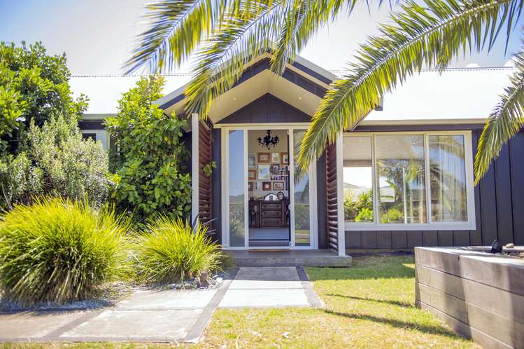 8 Debenham Drive Whitianga_1