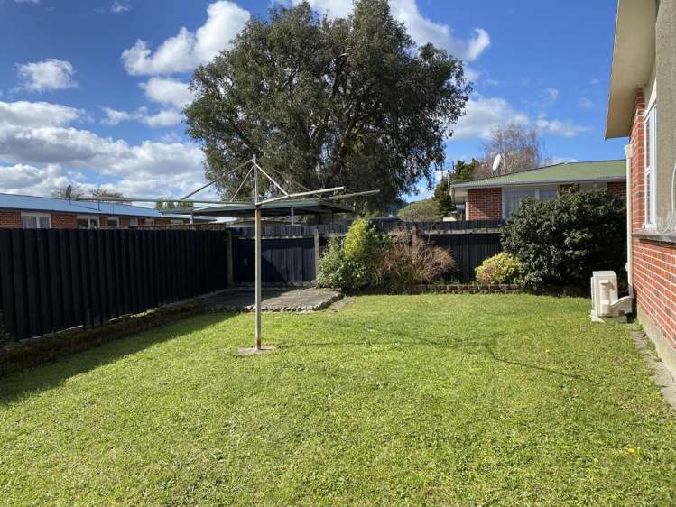 2/109 Clouston Park Road 11304_11