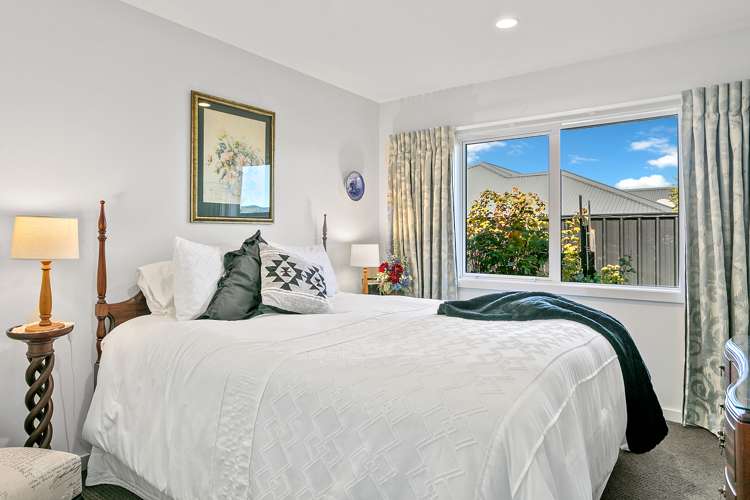 13 The Pheasant Tail Nukuhau_17