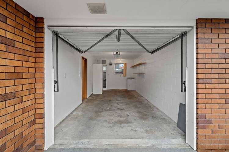 3/5 Broadbent Street_5