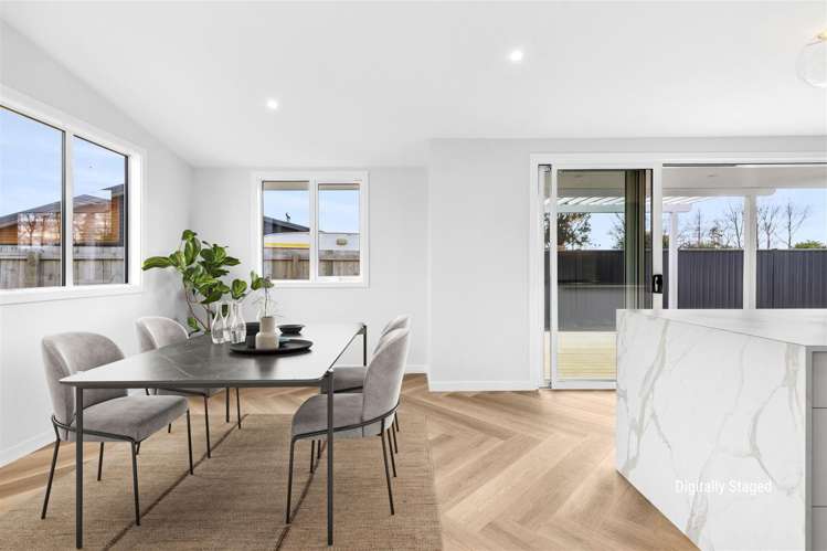4 Denton Way_3
