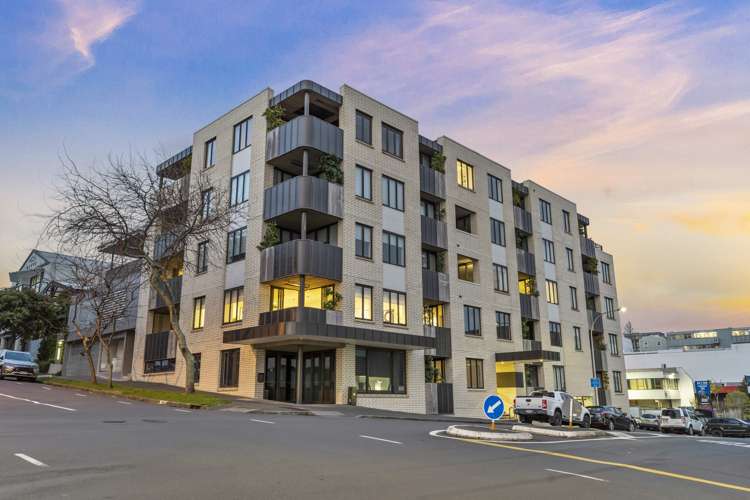 204/23a Pollen Street Grey Lynn_14