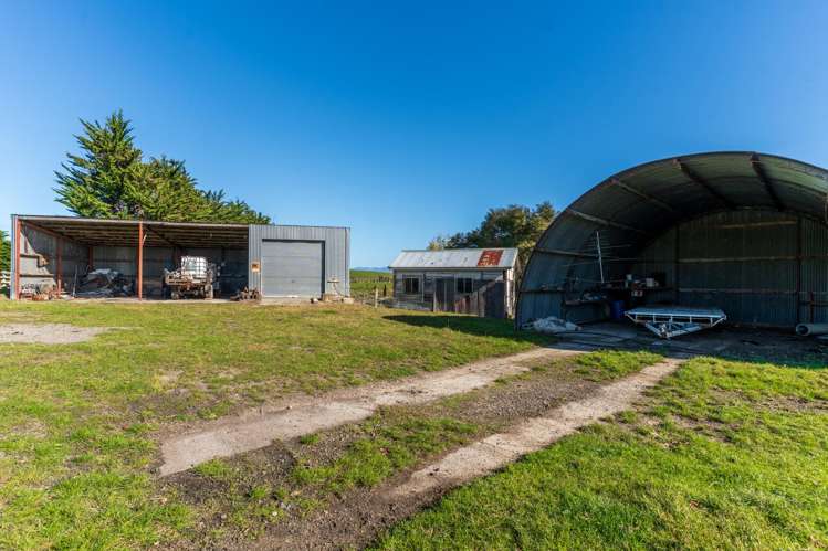 1322 Lake Ferry Road Martinborough_18