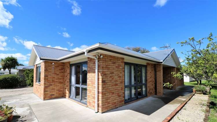 25 Charles Street Carterton_0