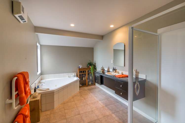 20 Bay Heights Governors Bay_7