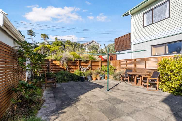 36 Lonsdale Crescent Rongotai_20