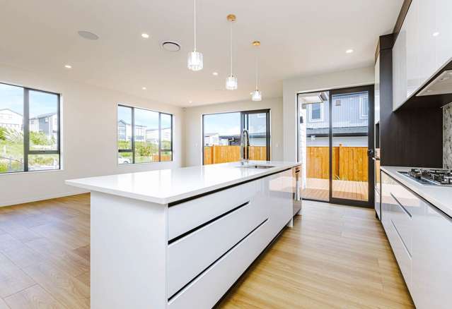 347 Flat Bush School Road Flat Bush_4