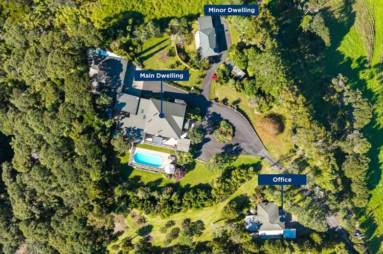 193 Valley Road Muriwai Beach_1