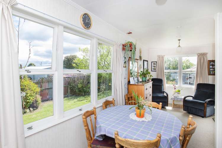 33 Scott Street Elgin_3