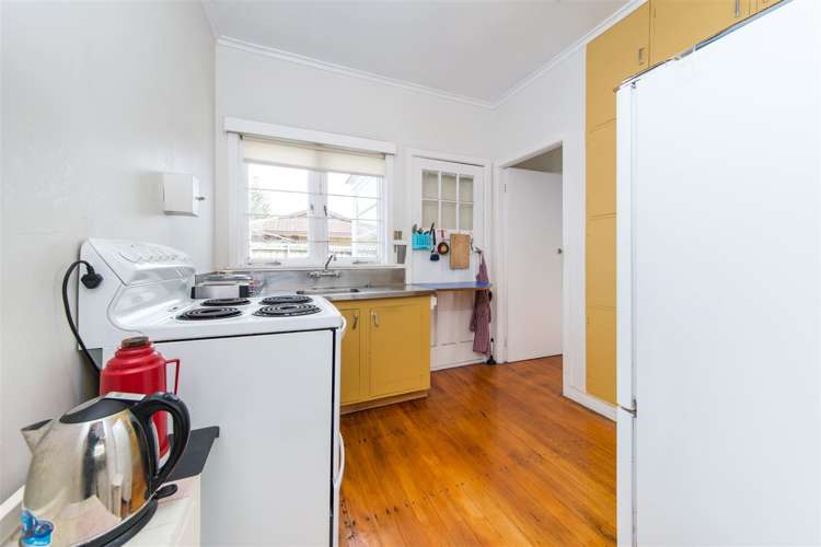 1/3 Seabrook Avenue New Lynn_14