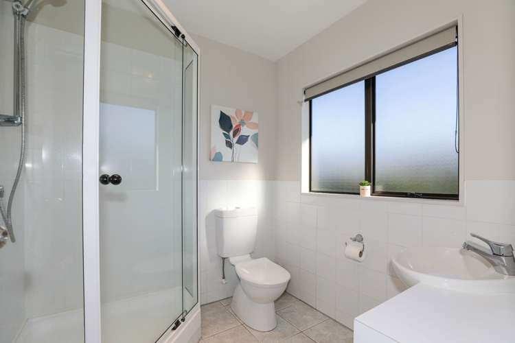 2/77 Harvey Street Waipahihi_16