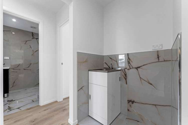 Unit 5/58 Churchill Avenue Manurewa_9