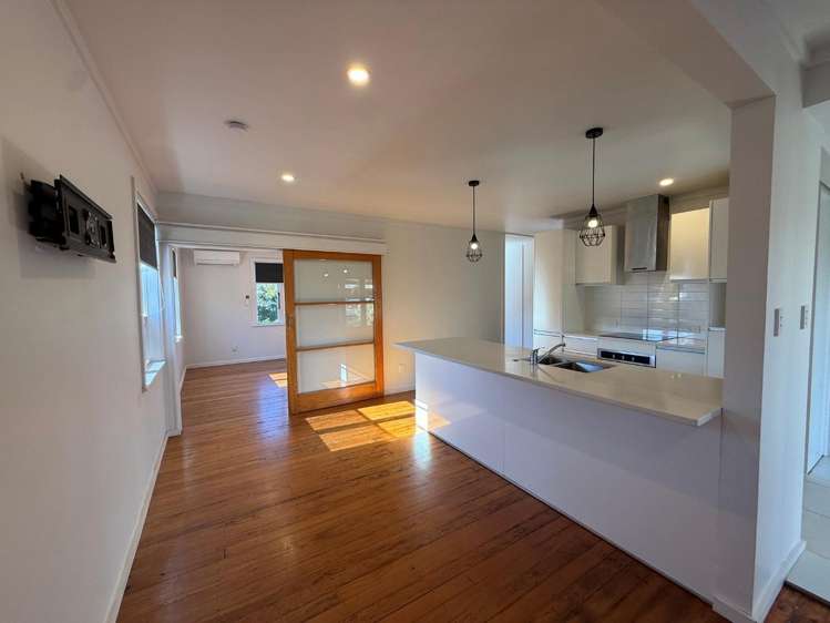 18 Renton Road Mount Albert_6