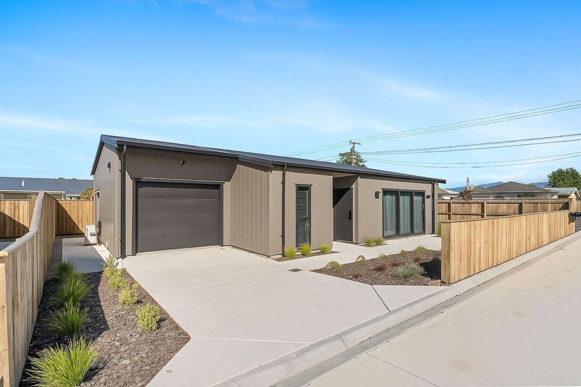 79 South Road 10754_0