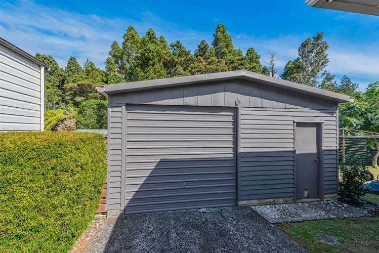 214 Glengarry Road Glen Eden_3