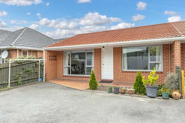 2/5 Clyde Road Upper Riccarton_1