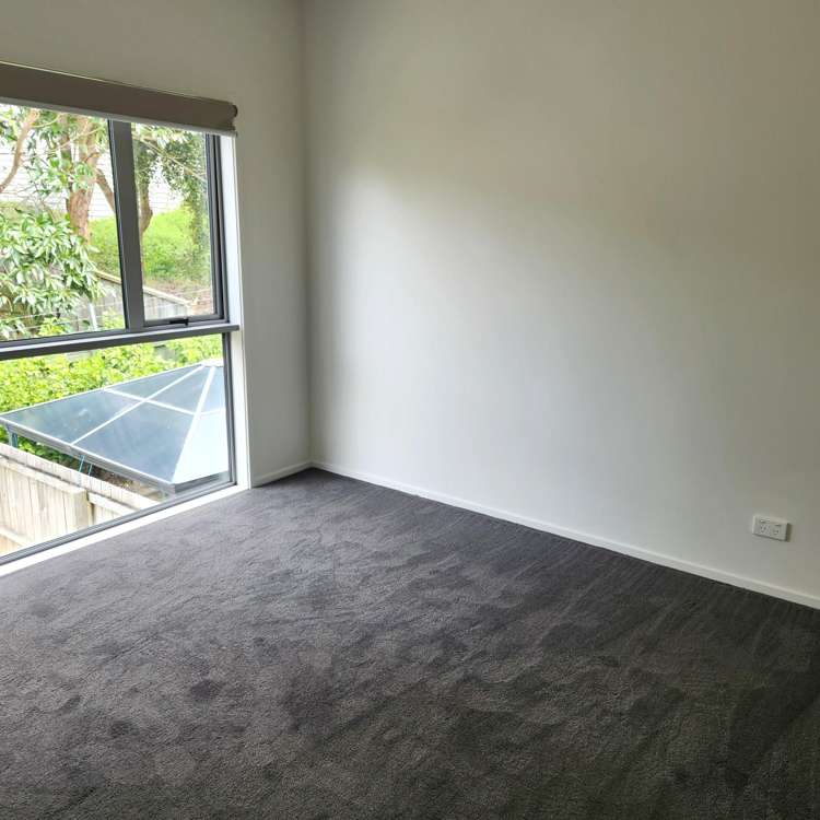 18/45 Karepiro Drive Stanmore Bay_5