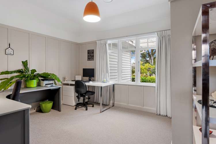 2 Church Street Amberley_13