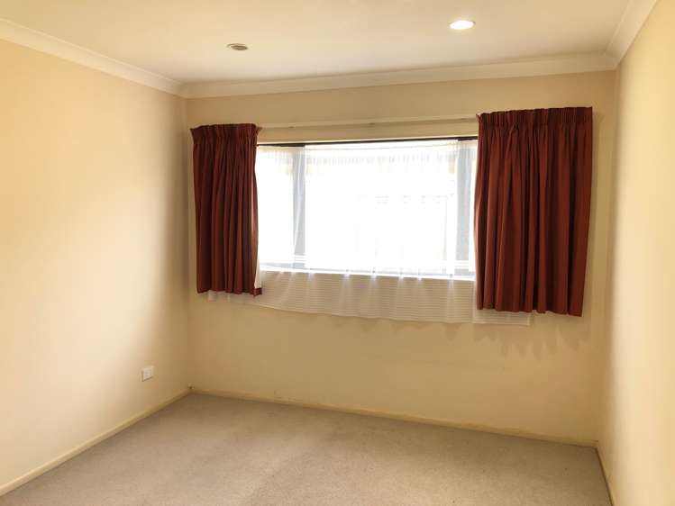 21 Agapanthus Place Flat Bush_8