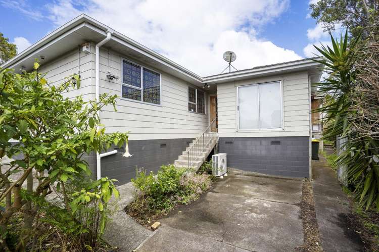 6 Onedin Place Titirangi_11