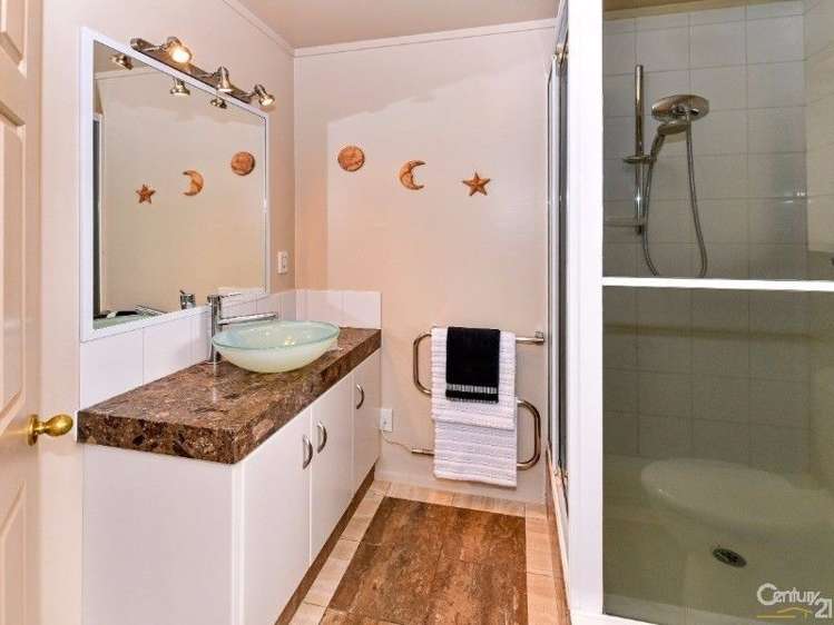 65 Kuripaka Crescent The Gardens_8