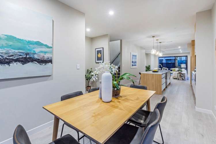 64 Glidepath Road Hobsonville_9