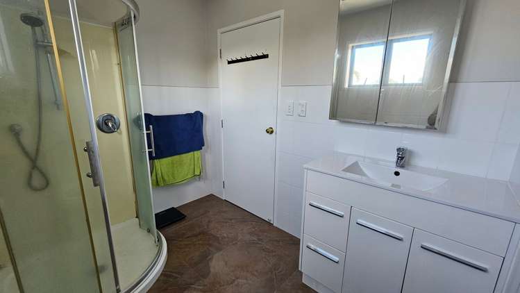 19a Crystal Avenue Glendene_14