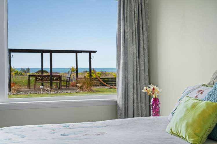 208 Rarangi Beach Road Rarangi_13