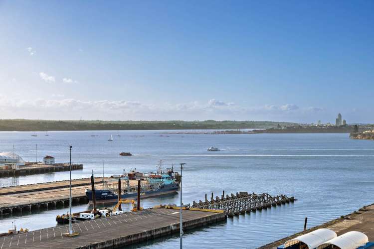 1402/18 Beach Road Auckland Central_0