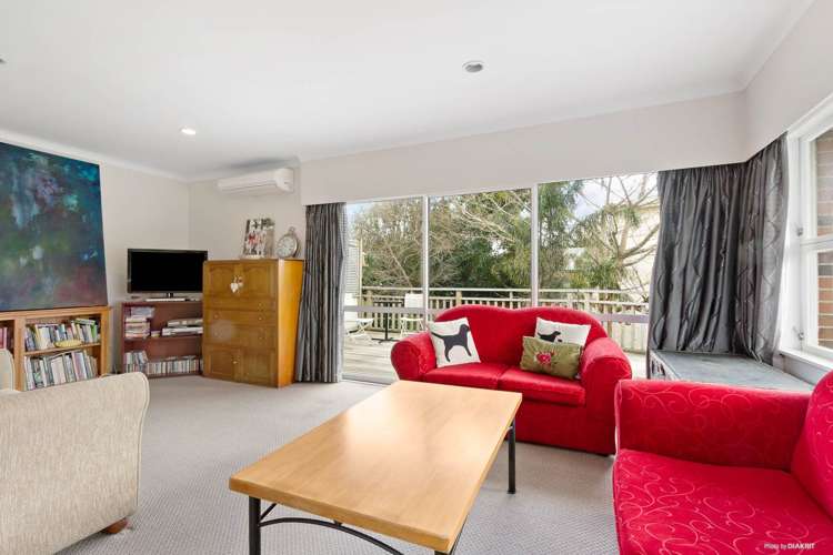11 Barberry Lane Te Atatu Peninsula_1