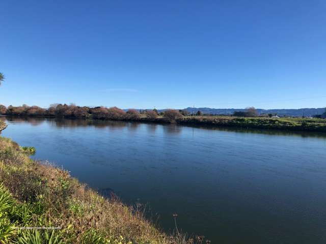 33 East Bank Road Thornton_3